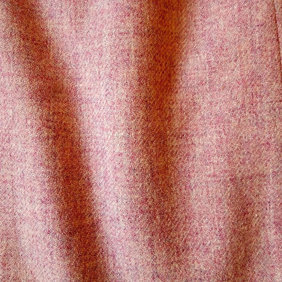 Talbots Pink Tweed Pencil Skirt Pleated Hem Size 10 - Picture 3 of 5